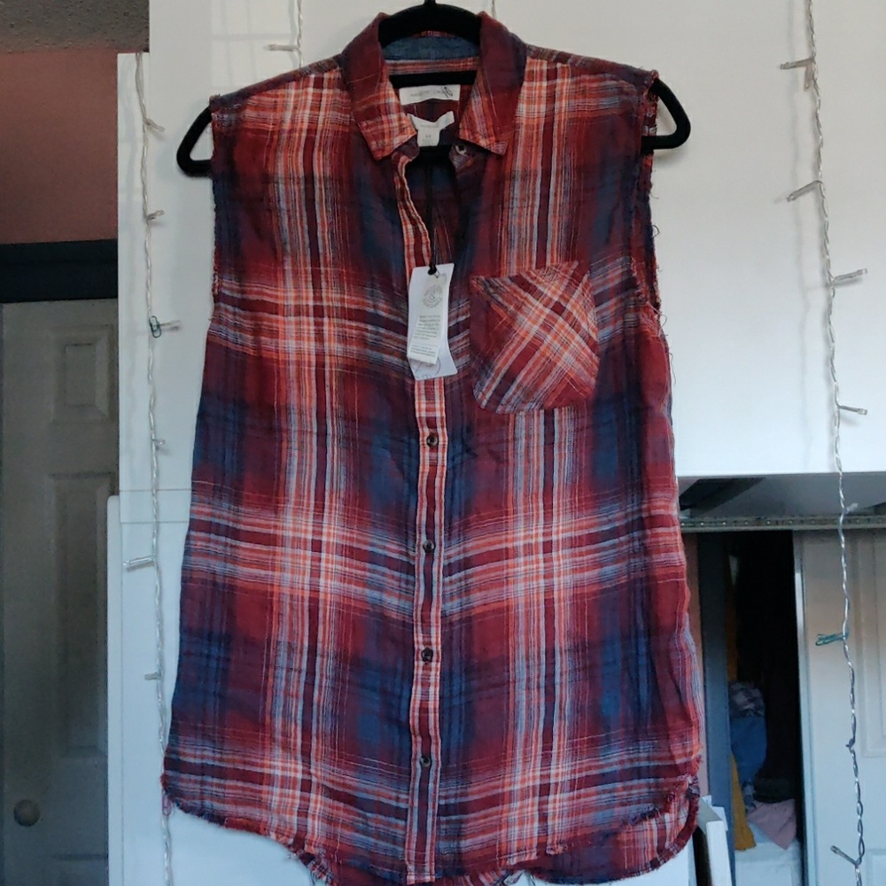 No Sleeves Plaid Shirt